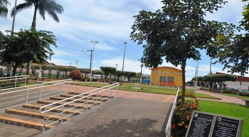 Pça. D. Waldomira Neves Ferreira
